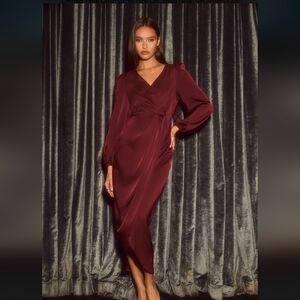 Cupshe Red Long Sleeve V-Neck Cocktail Gown